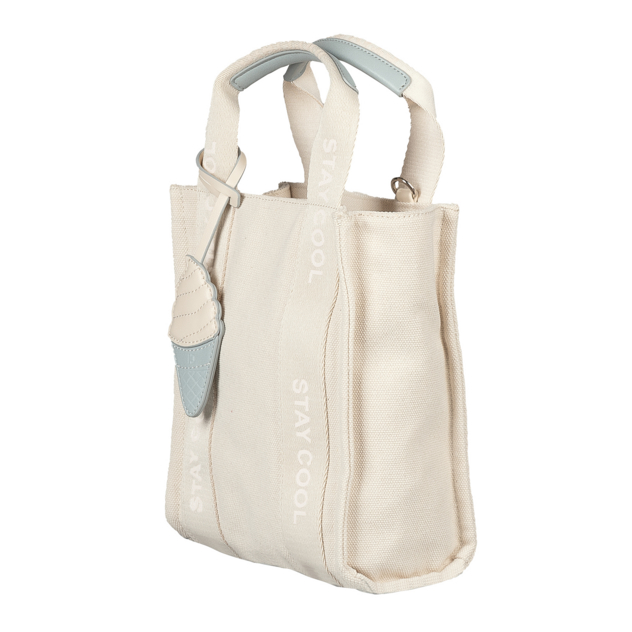 Shopper "Azura"