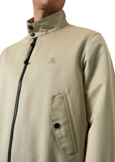 WOVEN OUTDOOR JACKETS