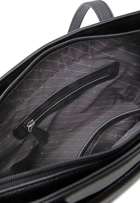 Shopper "Ella"