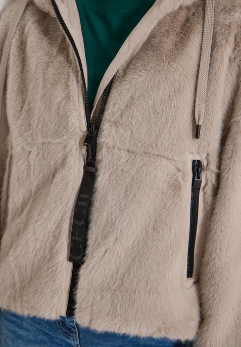 Jacke