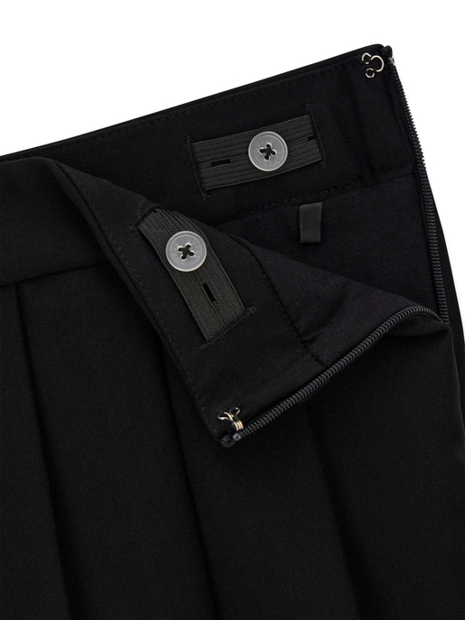 Rocke "Pleated"