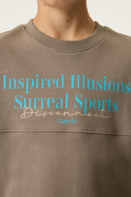 Sweatshirt