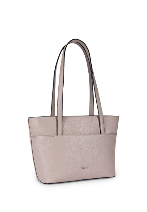 Shopper "Ella"