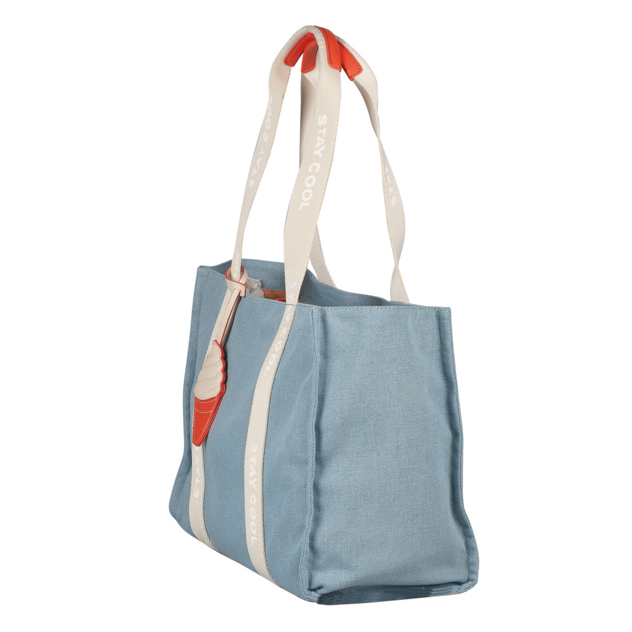 Shopper "Azura"