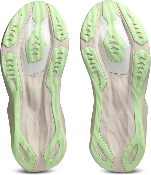 Laufschuh "Novablast 6"