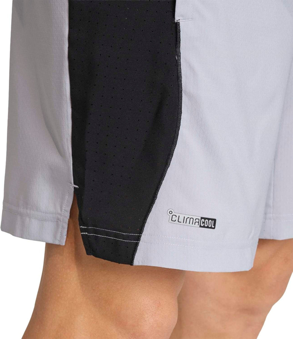 Shorts "Tech Apparel