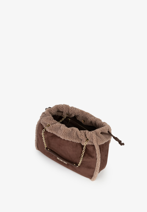 Shopper "Max"