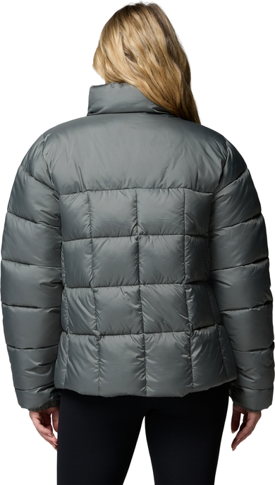 Graue Steppjacke mit hohem Kragen und breiten Quersteppungen, Rückenansicht am Model.