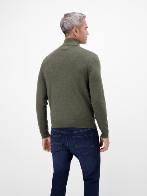 Pullover