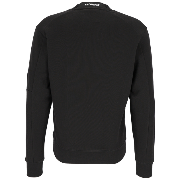 Schwarzes Sweatshirt von C.P. Company in Rückansicht mit kleinem Logo am Kragen.