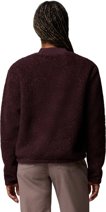 Dunkelviolette Teddyfleece-Jacke mit bunten Sprenkeln, hinten von einem Model getragen.