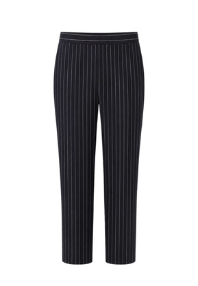 Jogpants "Ivory Noir Review"