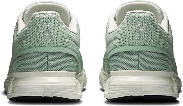 Laufschuh "Cloud 6"