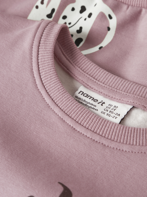 Sweatshirt "Nmfndopa"