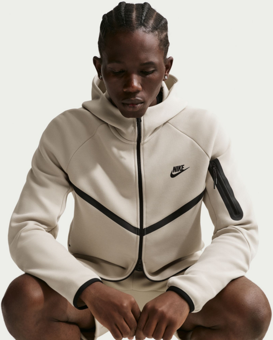 Hoodie "Tech"