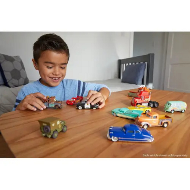 Charakterfahrzeuge "Disney Cars 3 Die-Cast", sortiert