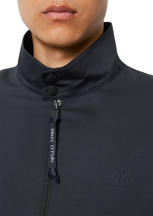WOVEN OUTDOOR JACKETS