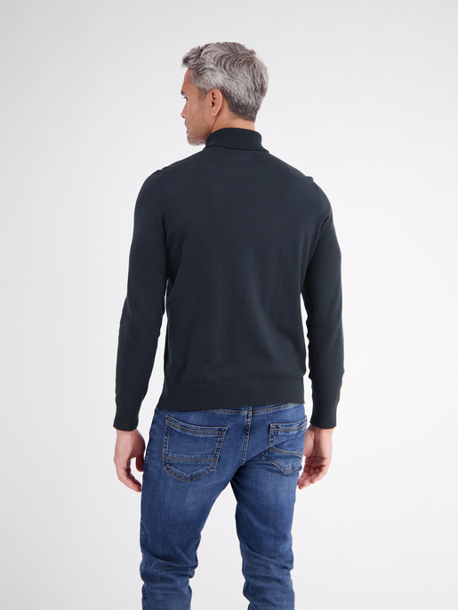 Rollkragenpullover