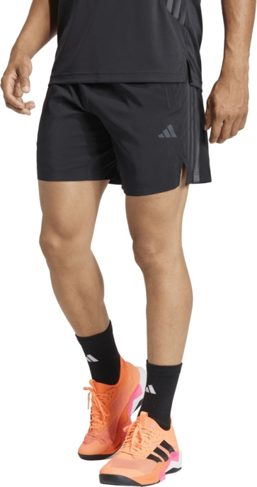 Shorts "Tech Essentials"