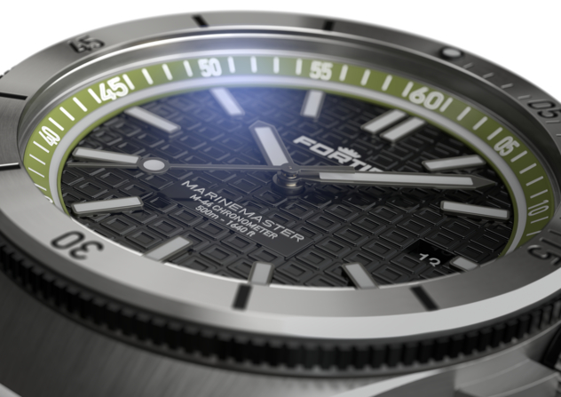 Uhr "MARINEMASTER M-44 WOODPECKER GREEN AUF BLOCK BRACELET"