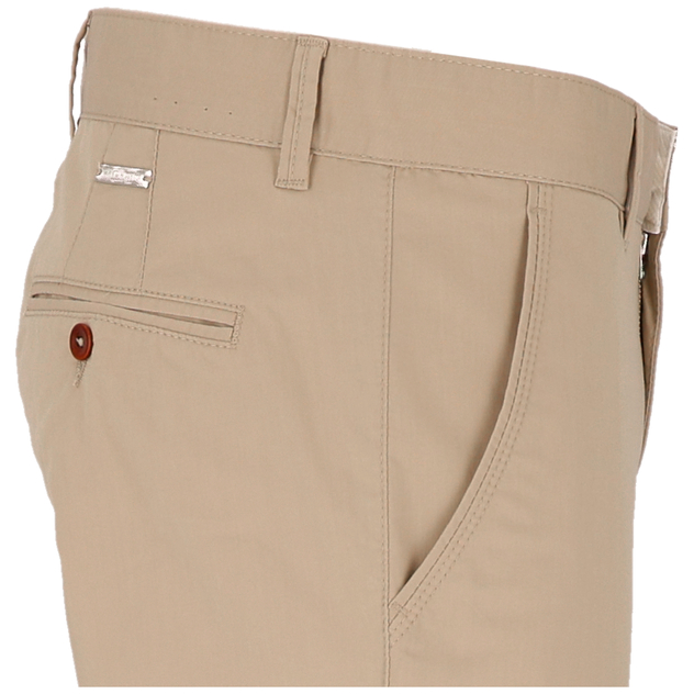 Chino "Lou"