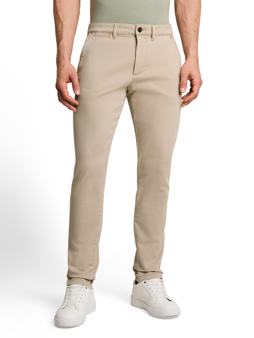 Chino "Simon"