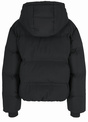 Schwarze wattierte Jacke mit Kapuze in Rückansicht.