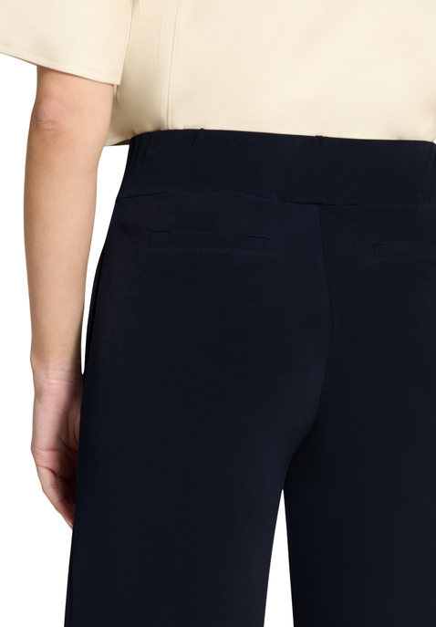Schlupfhose