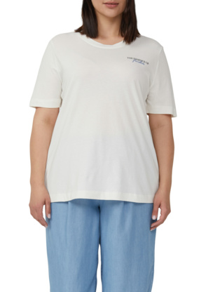 T-Shirt "THE ESSENCE OF"