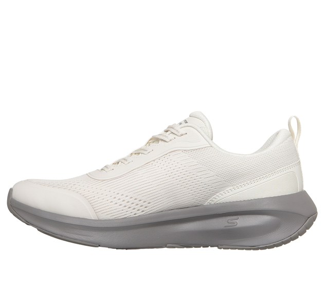 Sneaker "Engineered Mesh"