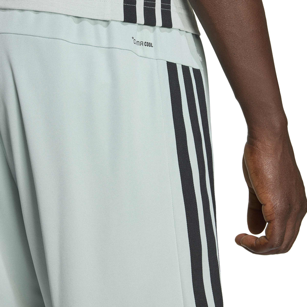 Shorts "Workout Essentials Base"