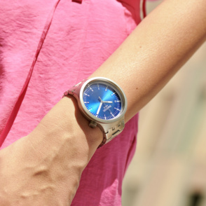 Uhr "Indigo Hour"