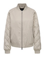 Beige Bomberjacke mit Frontreißverschluss, geripptem Stehkragen und rautenförmig gesteppten Ärmeln.